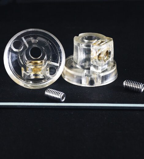 Replacement D type plastic adaptor for American Standard lavatory lever handles.